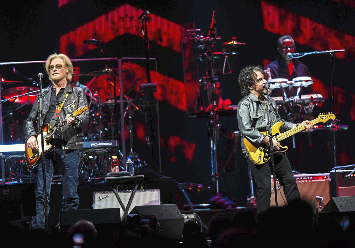 'Pittsburgh forget me not': Hall & Oates, Train return home to Pa. for ...