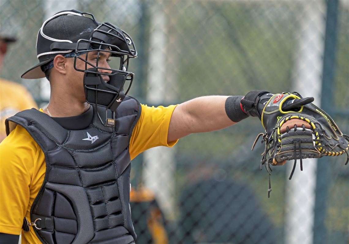 Analysis: Austin Hedges' position on young Pirates team will be