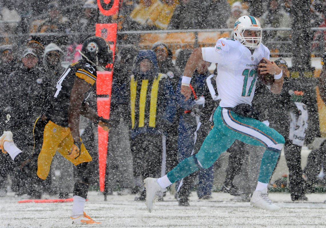 Winter Storm Caly Doesn't Deter the NFL