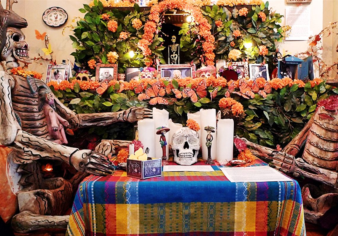Day of the Dead altar at Mexico Lindo Artisan Gallery in Squirrel Hill in 2014.