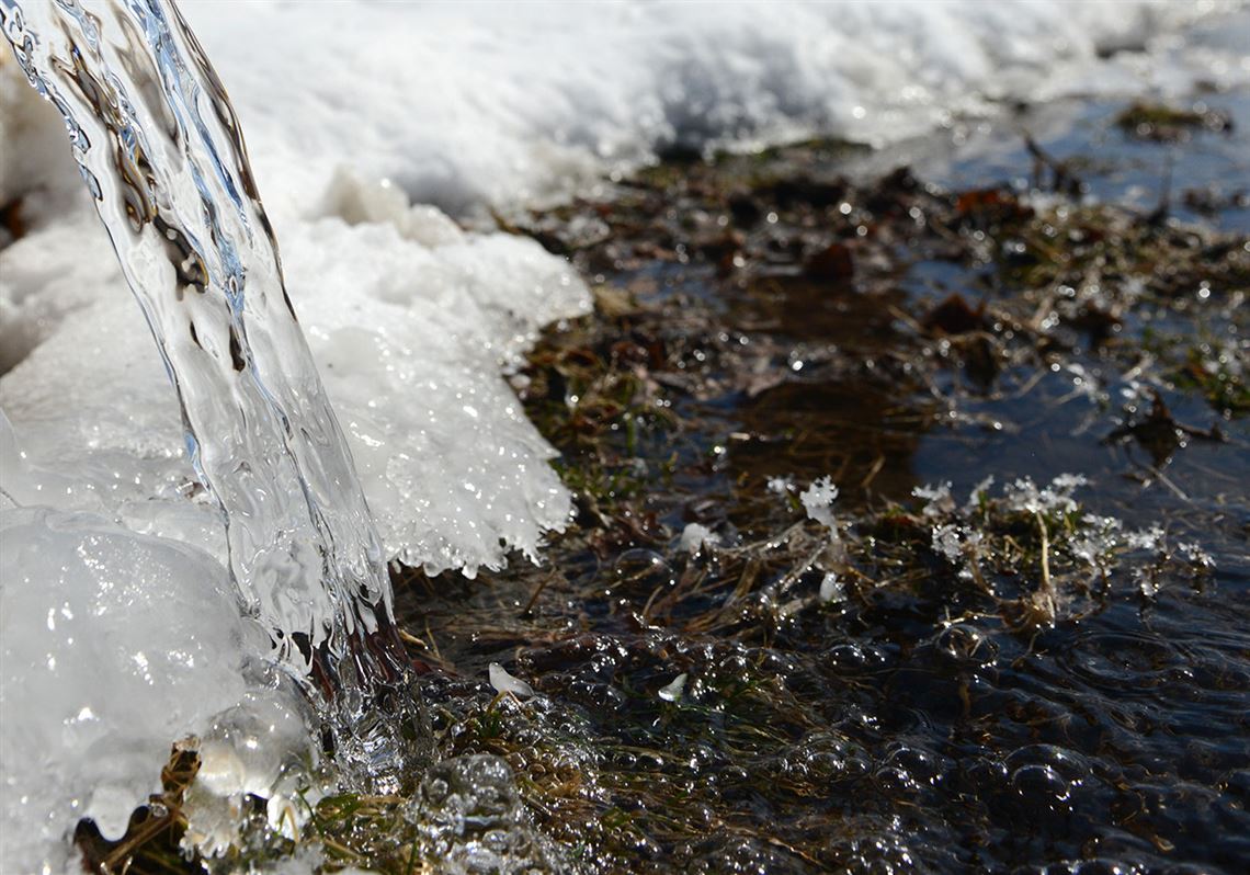 Water main break impacts light rail traffic in South Hills
