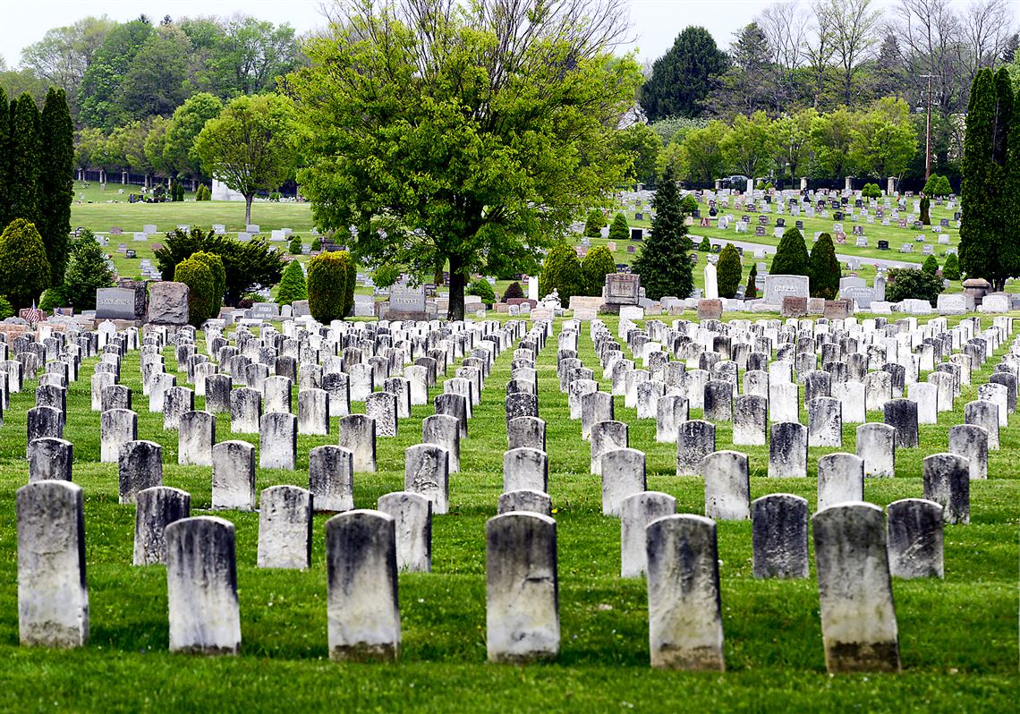 The Next Page Tour guide keeps the memories of the Johnstown flood