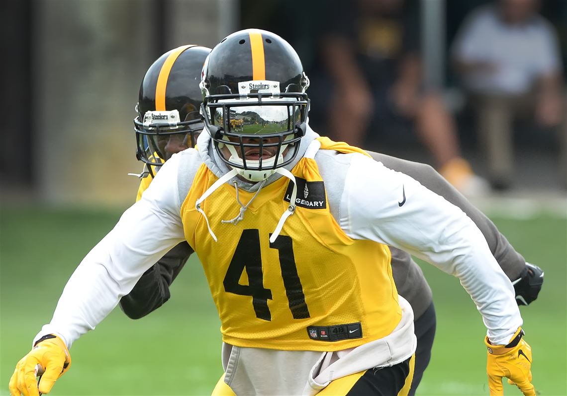 Steelers veteran cornerback looks to hold off rookies gunning for his job