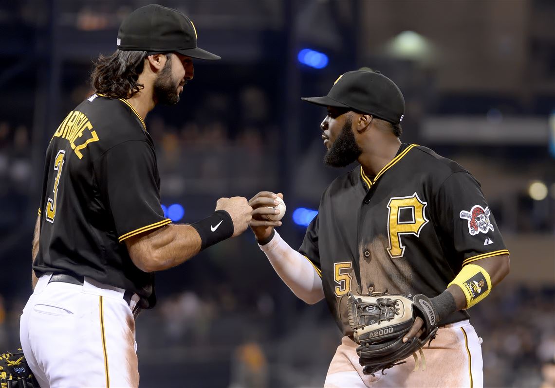 Josh Harrison starts at third base for Pirates