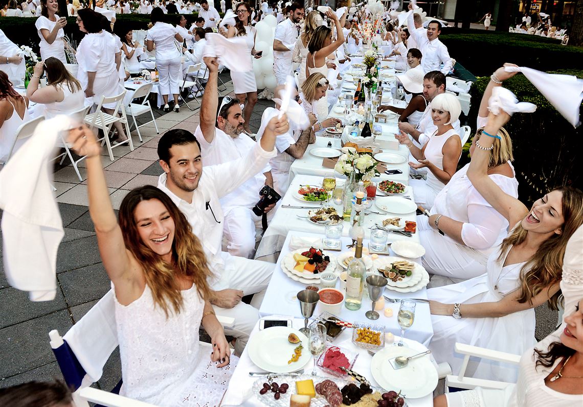 Pittsburgh's Diner en Blanc is a party for people dressed in white