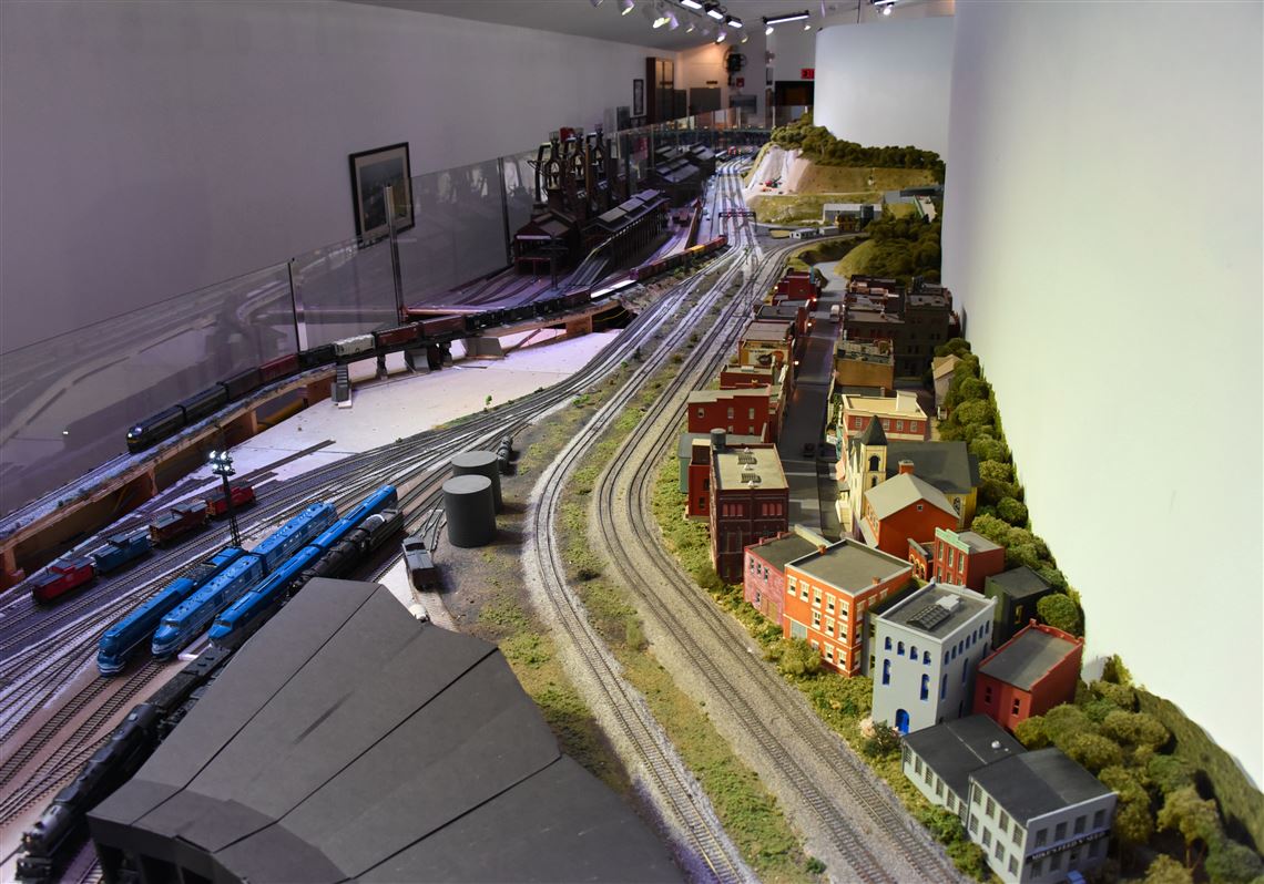 Trains keep chugging through Western Pennsylvania Model Railroad Museum holiday show