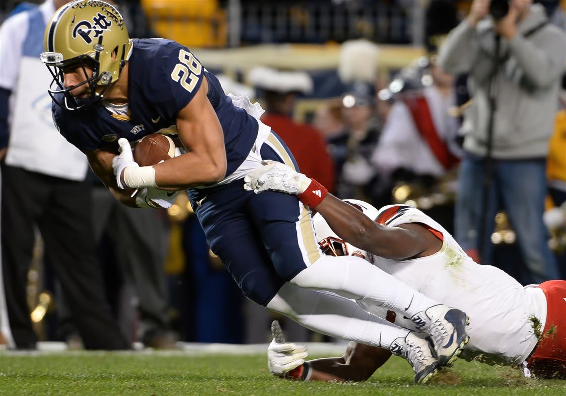 Elijah Zeise, who saw some playing time at wide receiver as a freshman, moved over to defense to work as a linebacker in spring practice drills.