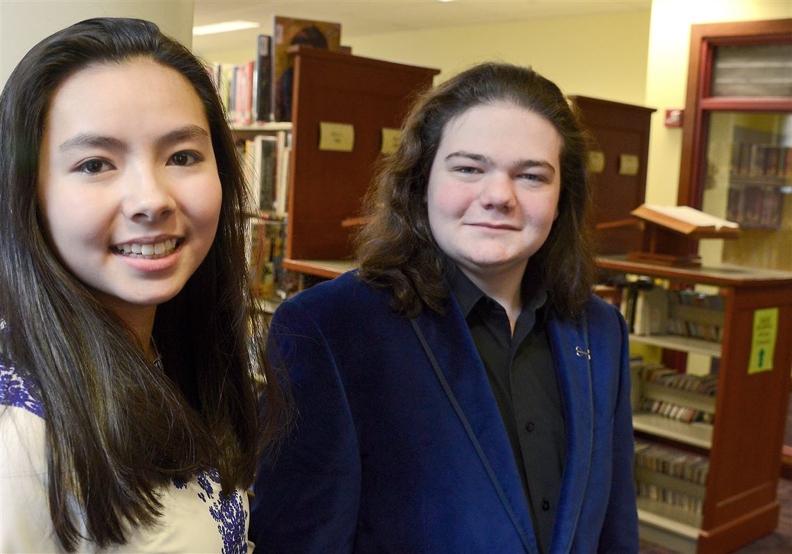 Juniors Cherisse Tompkins and Haydon Alexander pose in the library of the Winchester-Thurston H.S.
