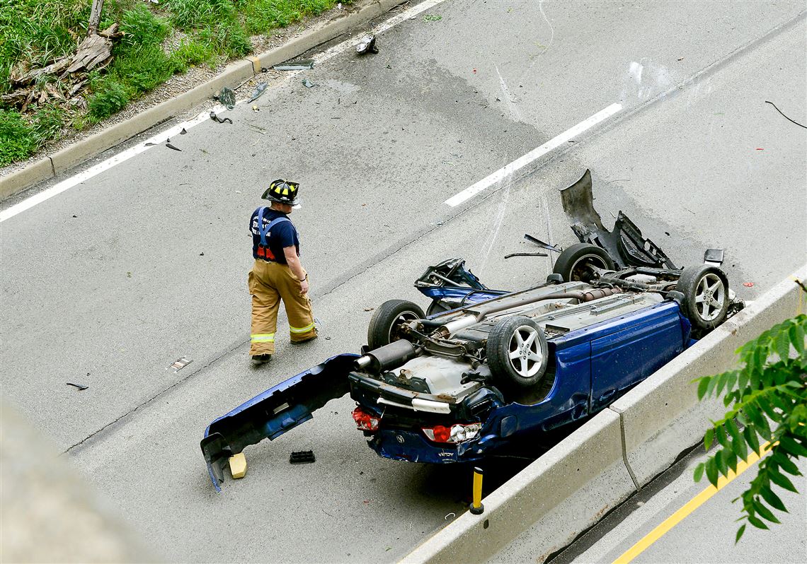 Two cars crash on Jefferson Avenue in Scranton