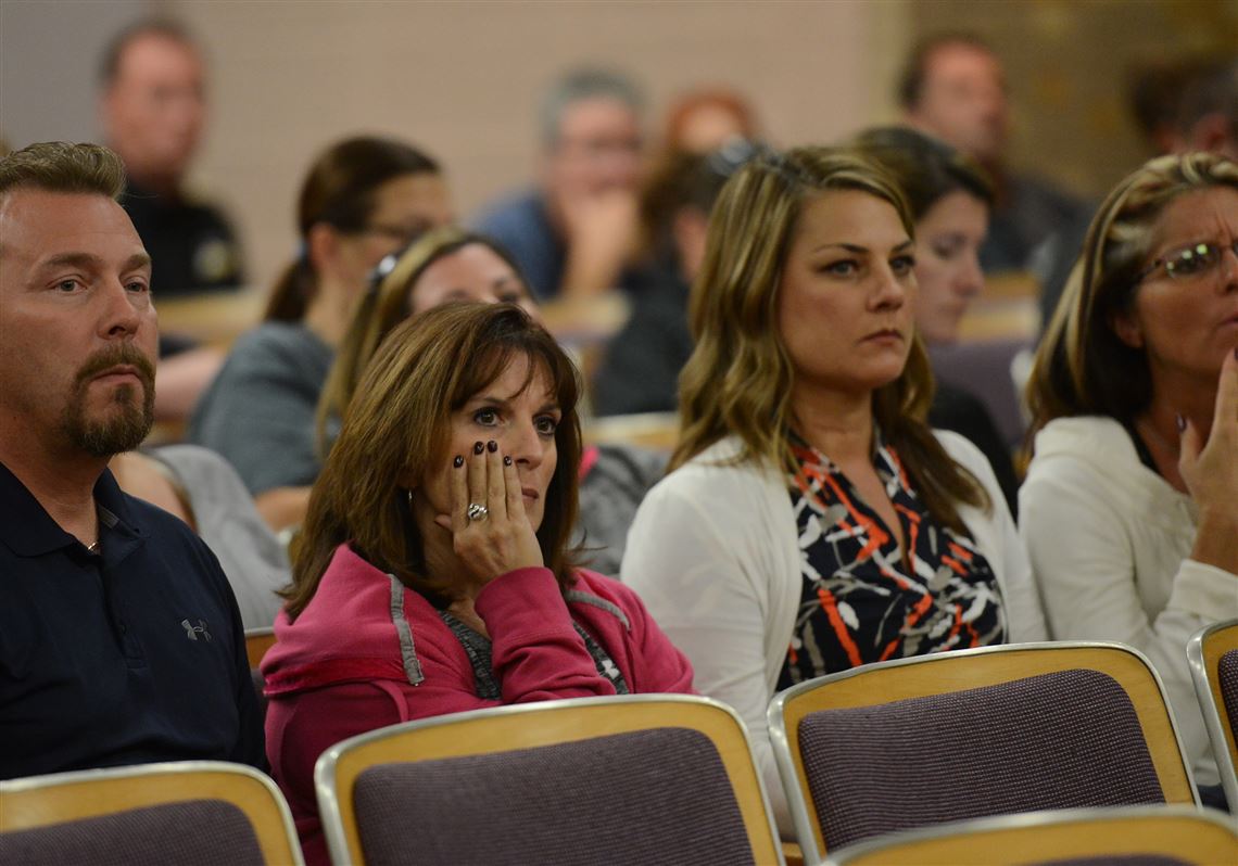 Plum board reinstates superintendent; report says evidence lacking to