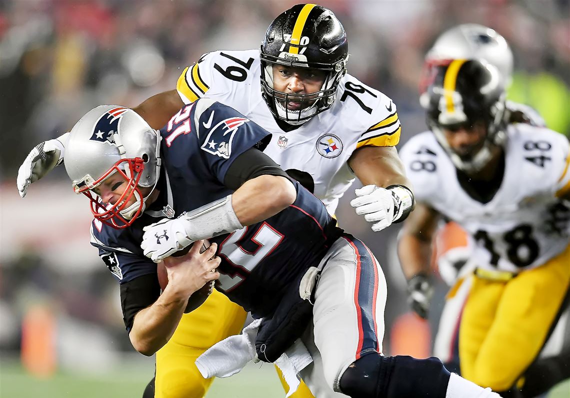 Brady and Patriots win AFC, crush Steelers 36-17