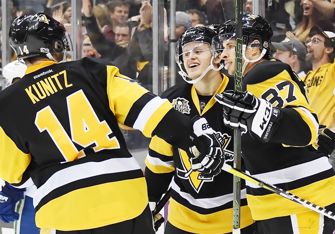 Jake Guentzel has hockey upbringing to thank for his early NHL