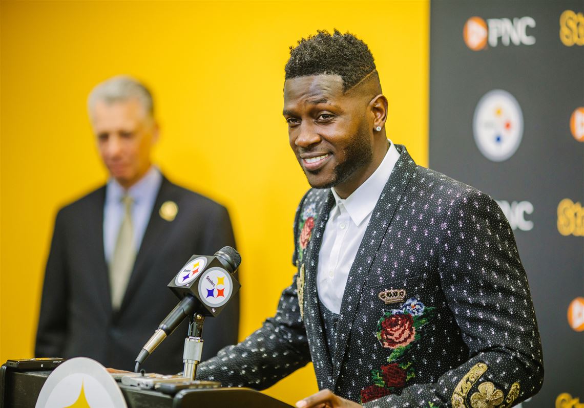 How many kids does Antonio Brown have?