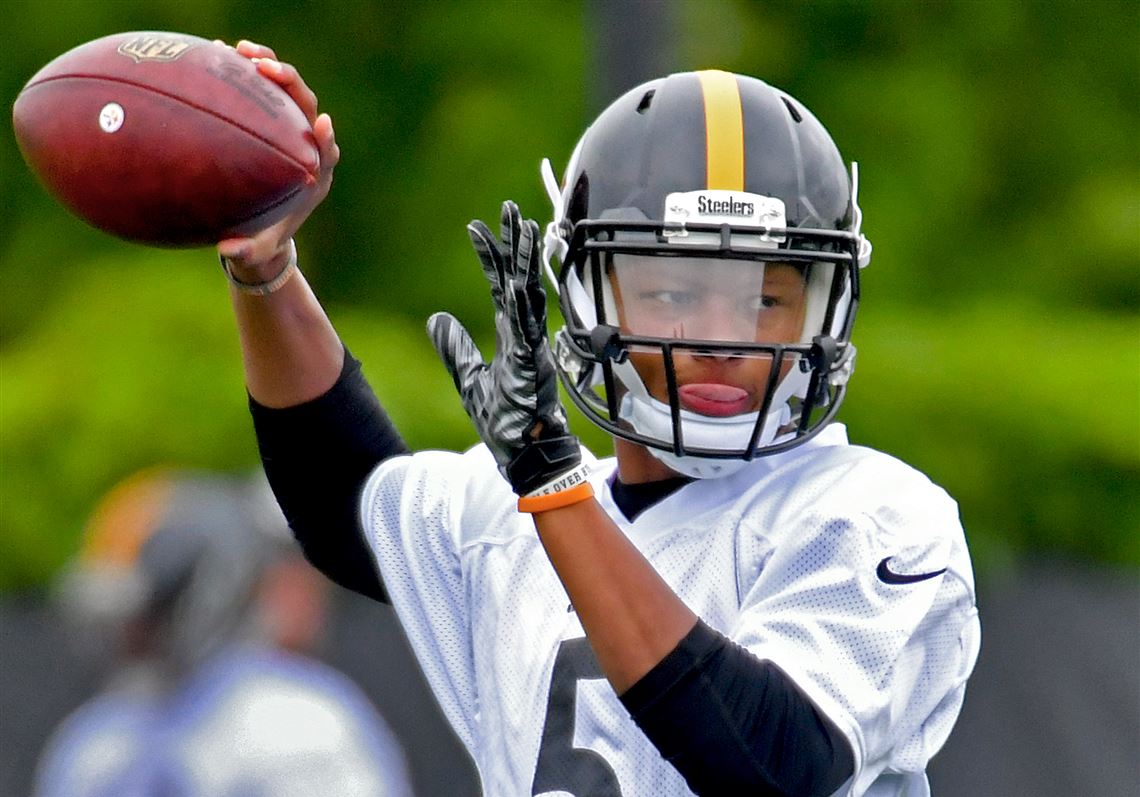 Rookie QB Josh Dobbs eager to step in for Steelers