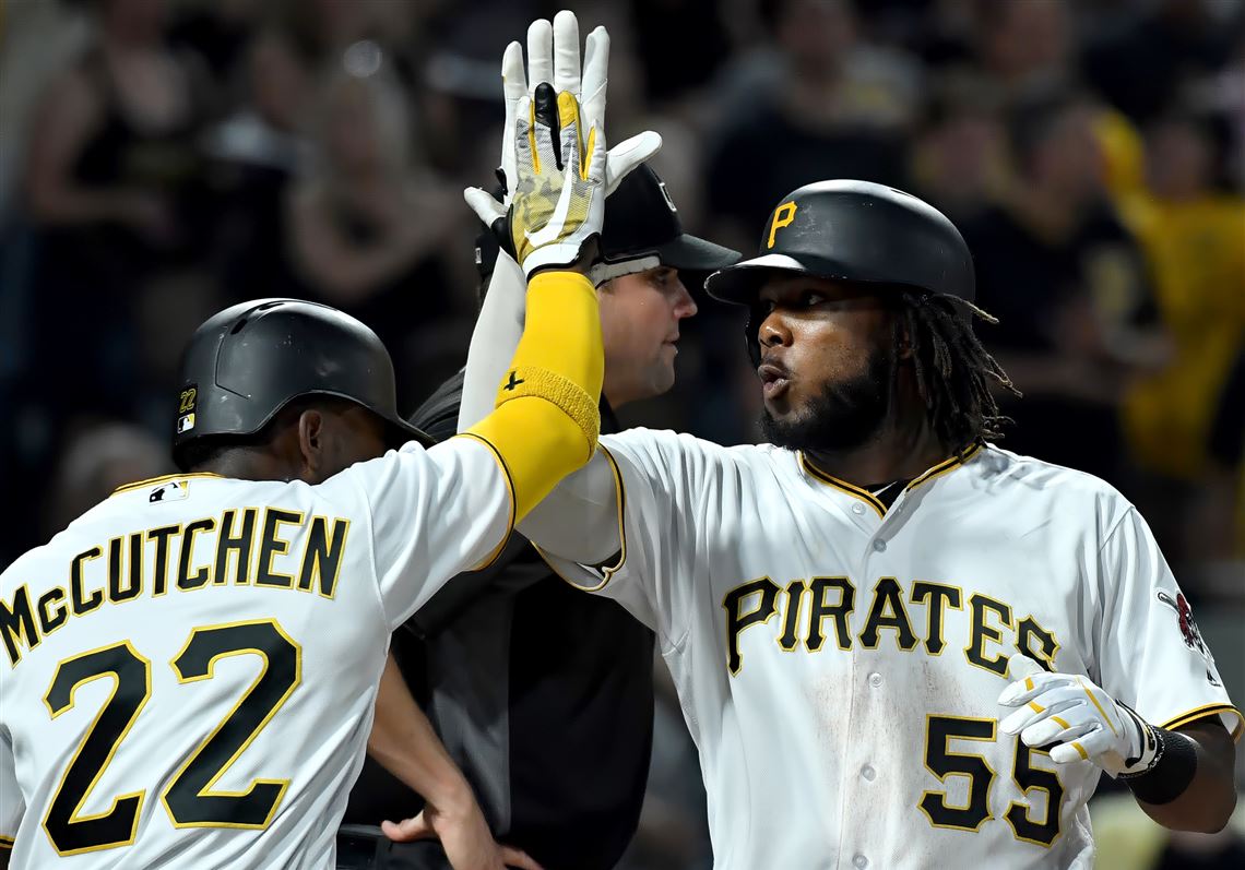 Pirates get early inning homers from Jordy Mercer, Josh Bell to