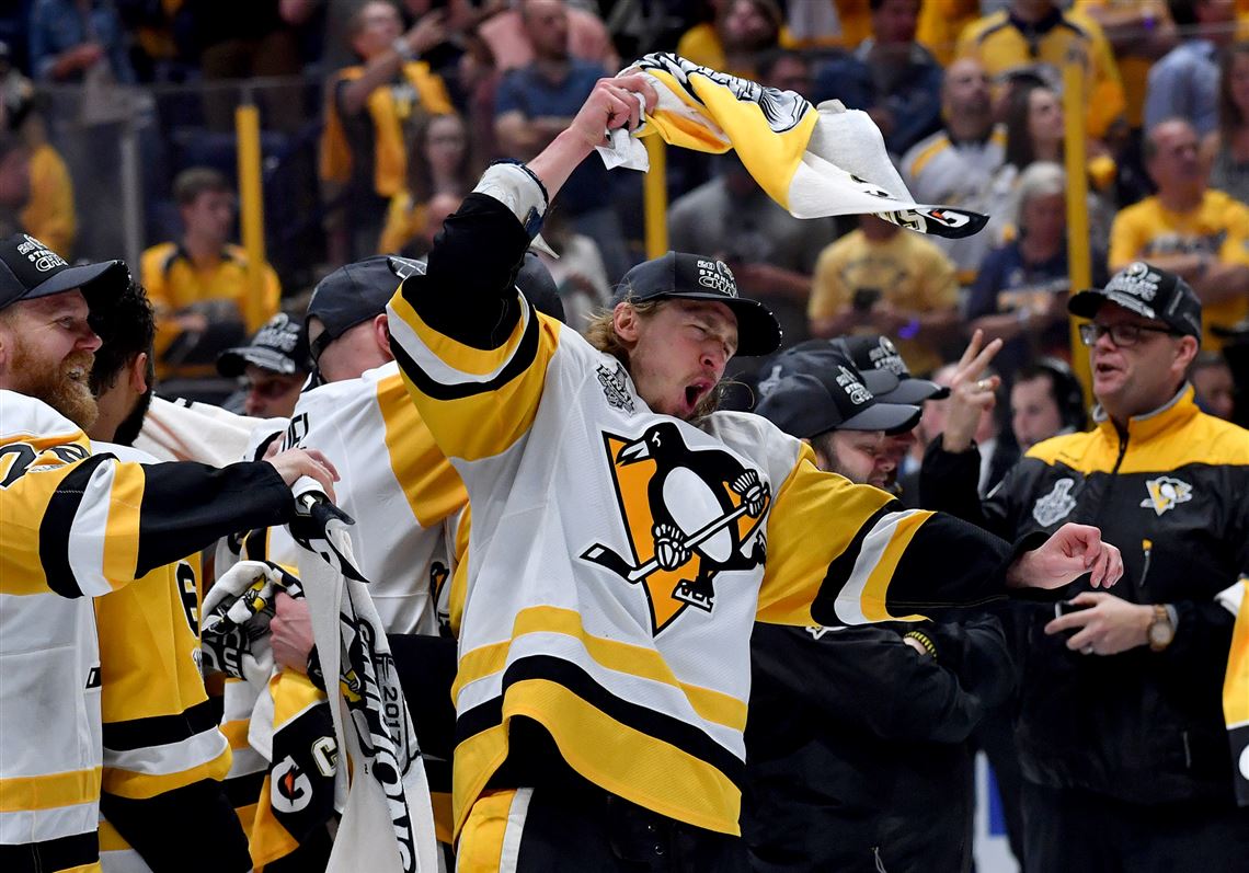 Pittsburgh Penguins: Trading Carl Hagelin Feels Inevitable