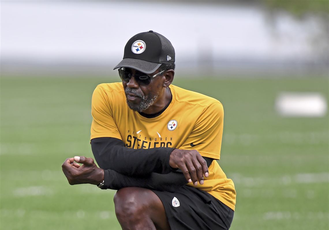 Longtime Steelers assistant coach John Mitchell retires after 29