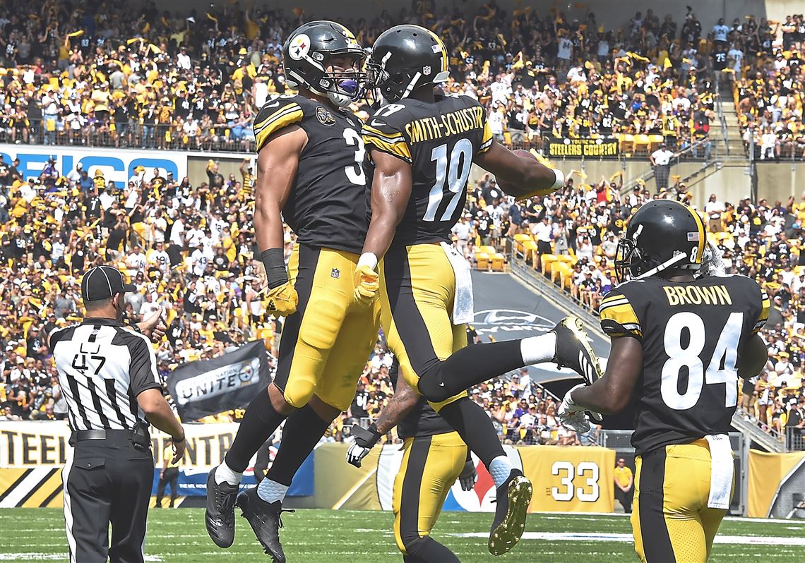 Le'Veon Bell pays tribute to Ben Roethlisberger after home win