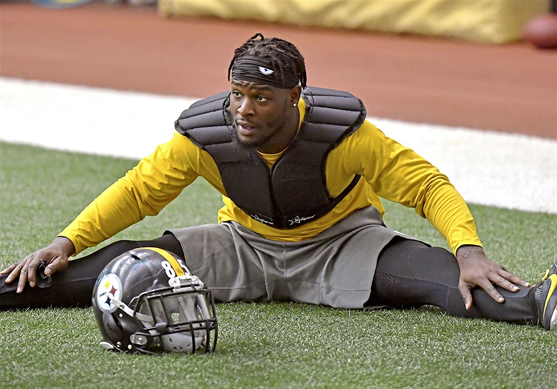 Pittsburgh Steelers' RB Le'Veon Bell: 'The goal is obviously to play'