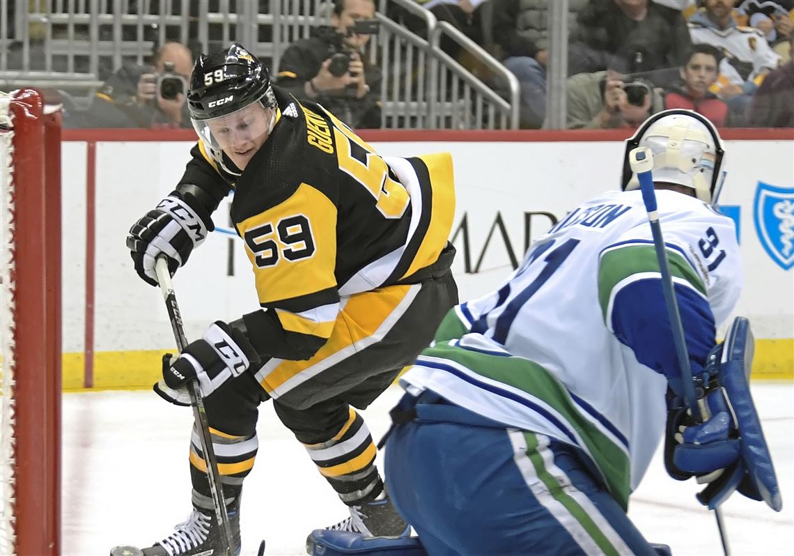 Guentzel 'fine' in switch to center | Pittsburgh Post-Gazette