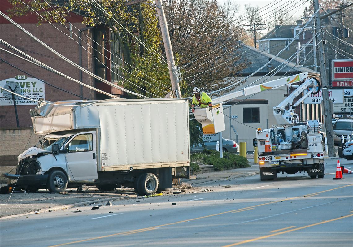 Crash creates traffic backups on Route 51 in Brookline Pittsburgh