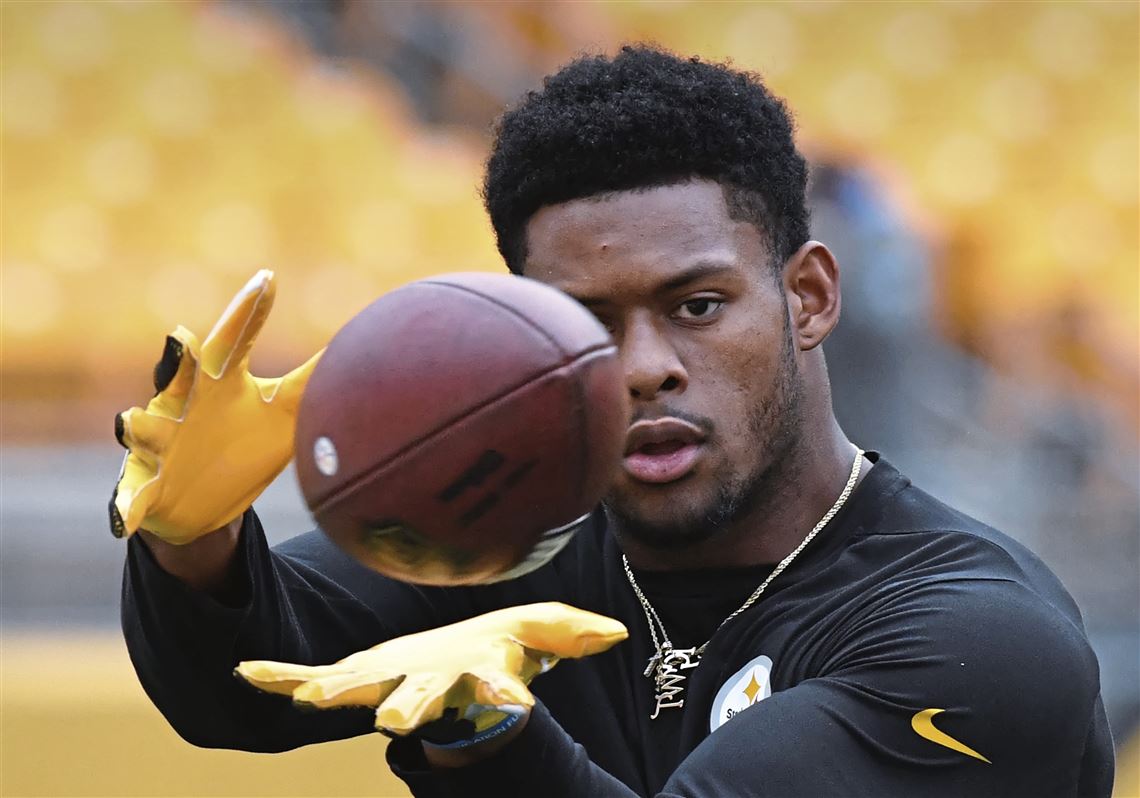 JuJu Smith-Schuster doesn't want to discuss Vontaze Burfict T-shirt