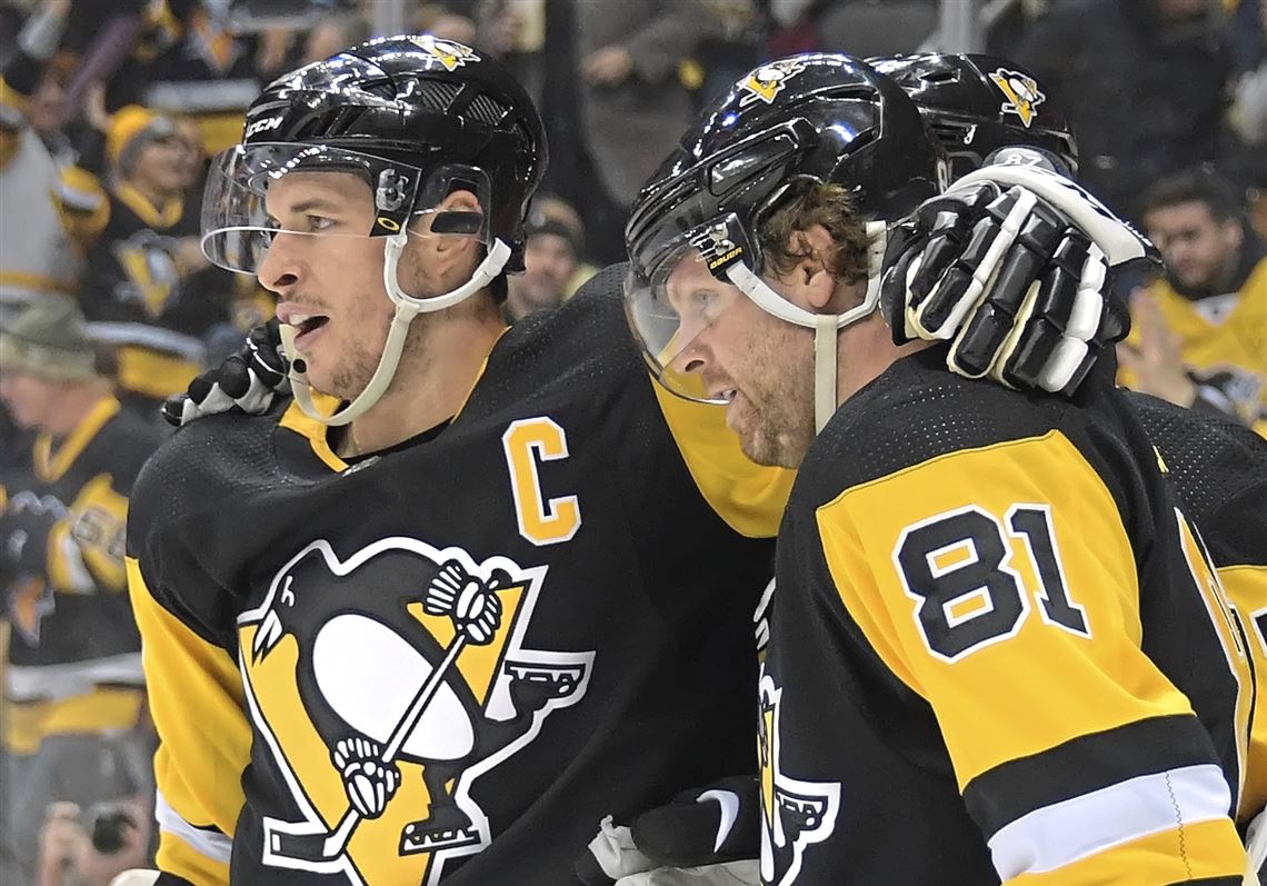 Sidney Crosby, Phil Kessel reunite for golf outing | Pittsburgh Post ...