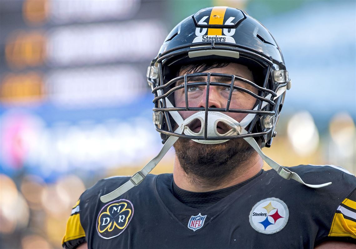 David DeCastro named NFL's top offensive lineman by Pro Football