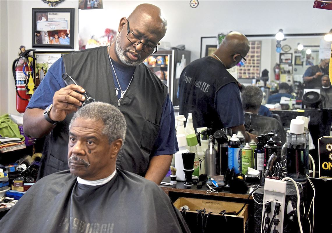 Bat S Barber Shop In Business For 15 Years Hoping To