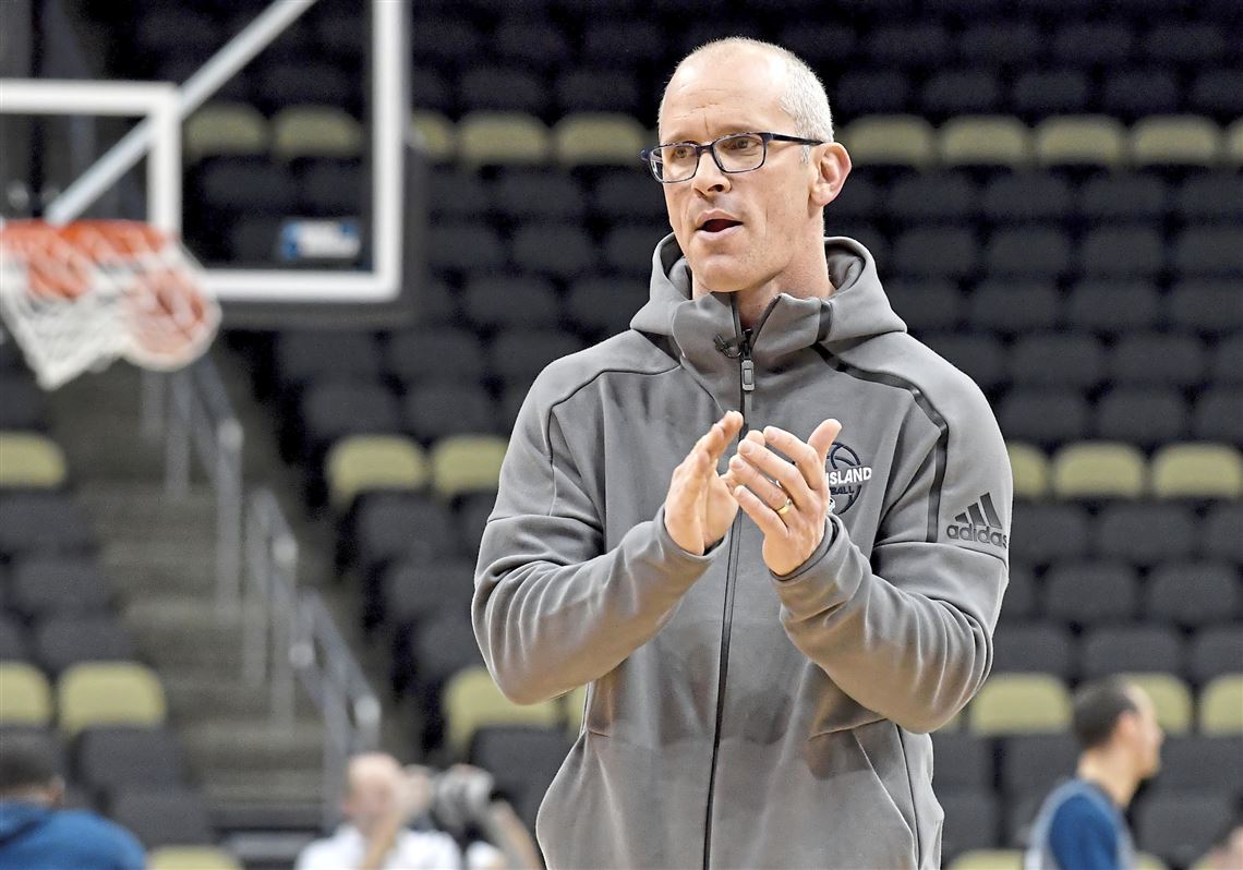 Is Dan Hurley related to Bobby Hurley? Get to know college basketball's  famous coaching brothers