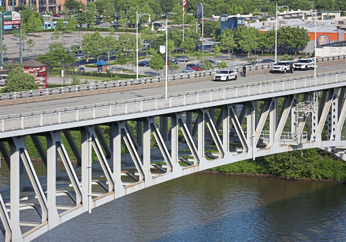 Motorists should expect additional delays around Homestead Grays Bridge today