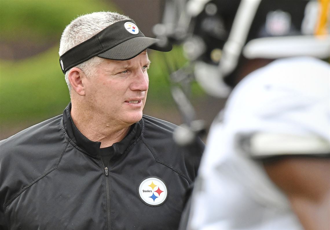 Mike Munchak leaves Steelers to coach Broncos' offensive line
