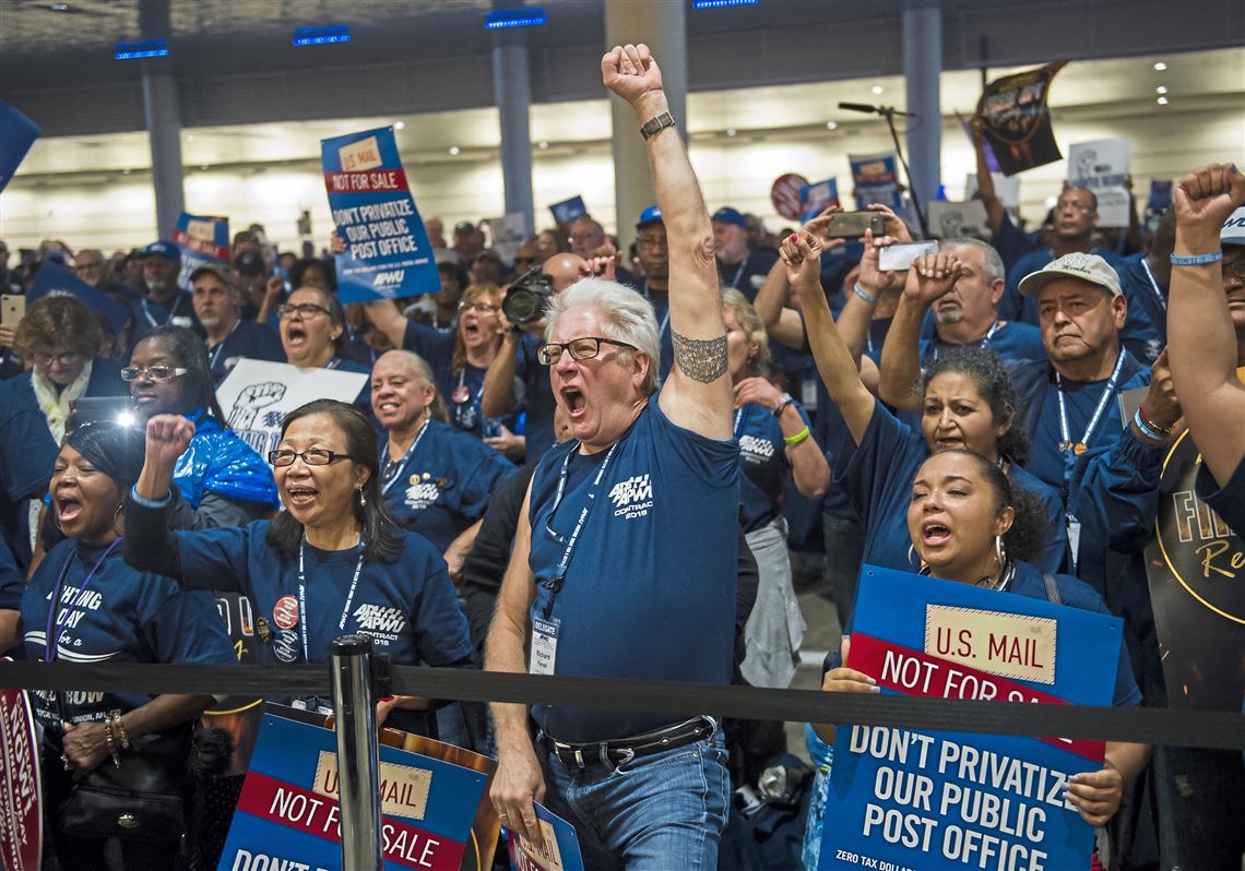 At National Convention Postal Workers Protest Trump S Privatization Plans Pittsburgh Post Gazette