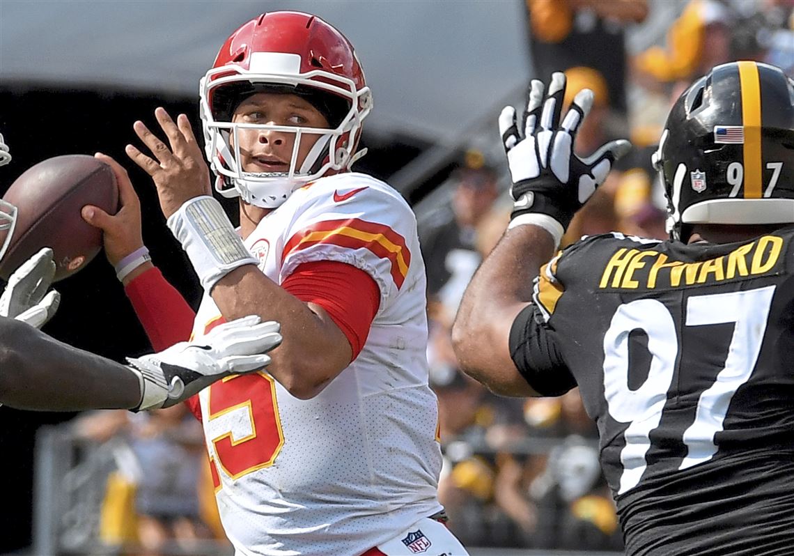 Chiefs News 11/15: Patrick Mahomes is now the firm favorite to win