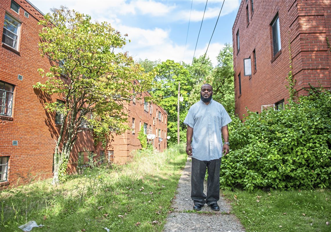 Tenants seek receiver to take over troubled Penn Hills complex