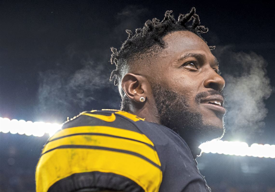 Steelers coach plans to talk with Antonio Brown about social media