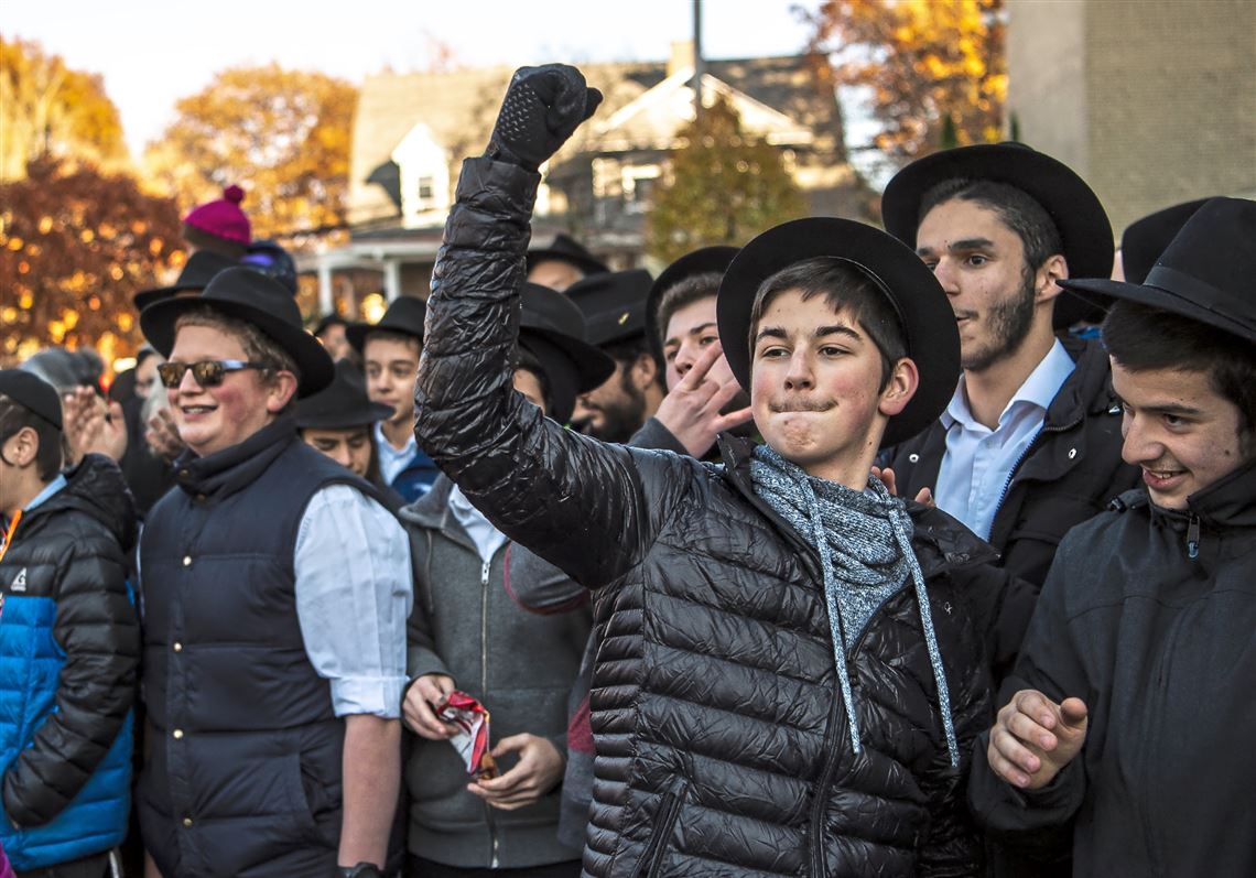 Squirrel Hill congregation turns fundraiser into event for community healing