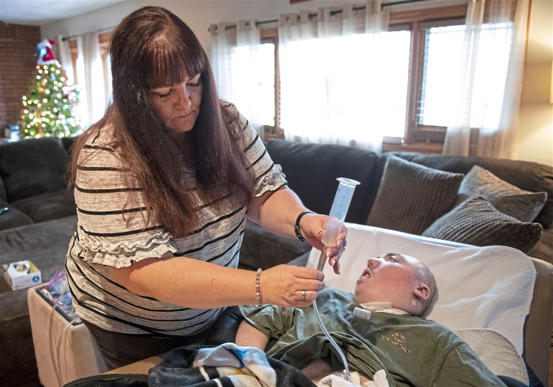 School districts struggle with rules for administering medical marijuana