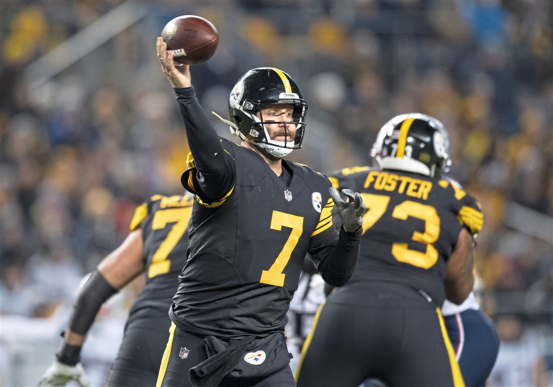 Ben Roethlisberger Watches Pittsburgh Penguins Warmup In No. 7 Jerseys -  CBS Pittsburgh