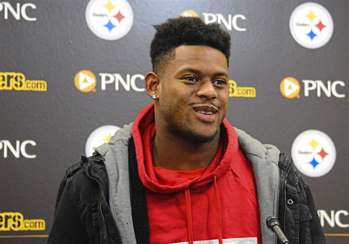 Juju Smith Schuster Honored By Polynesian Pro Football Hall