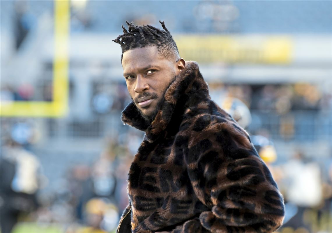 Pittsburgh Steelers' Antonio Brown photoshops himself in a San