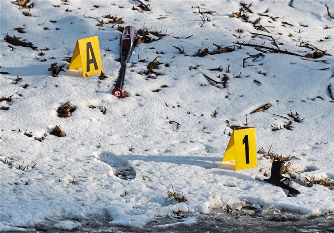 Tow truck drivers responding to crash argue; one shoots the other along Washington Blvd.