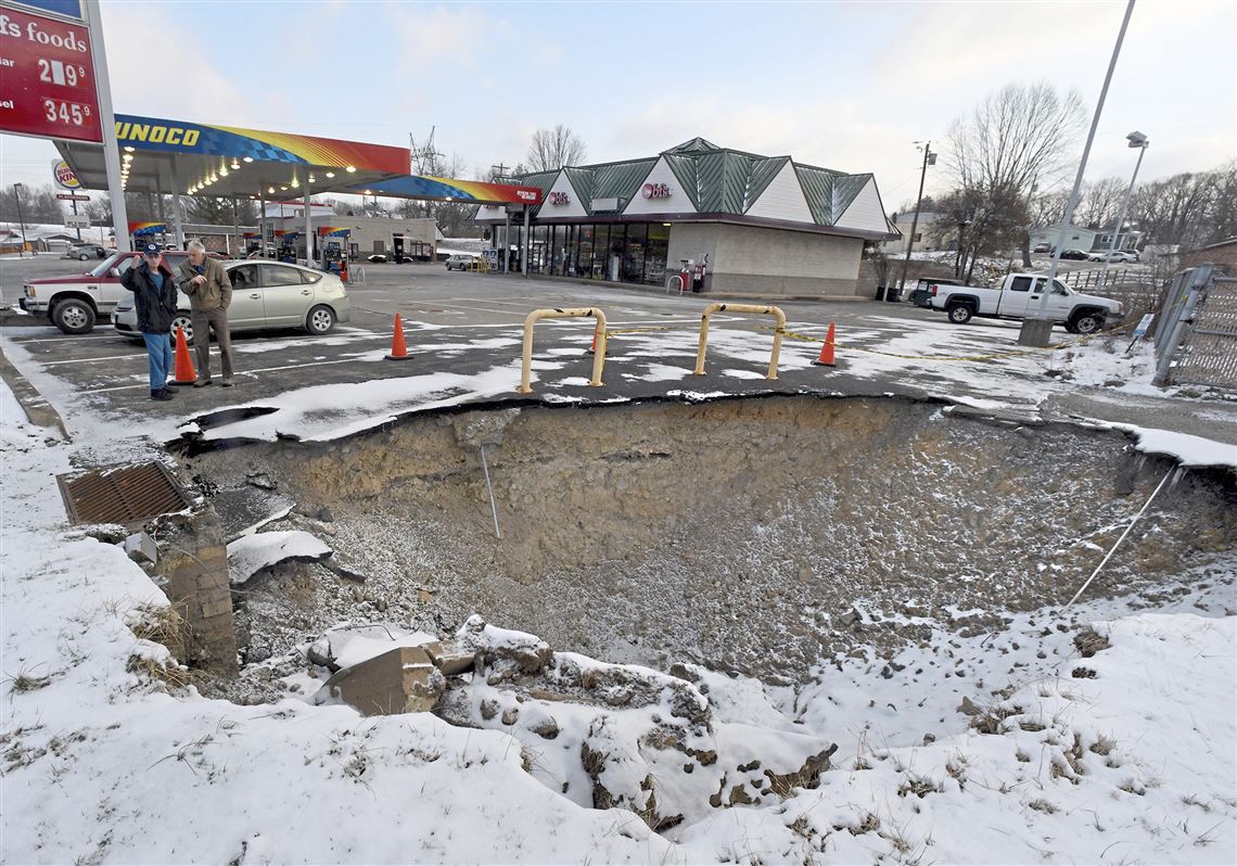 Large Sinkhole Opens Up In Rostraver Pittsburgh Post Gazette