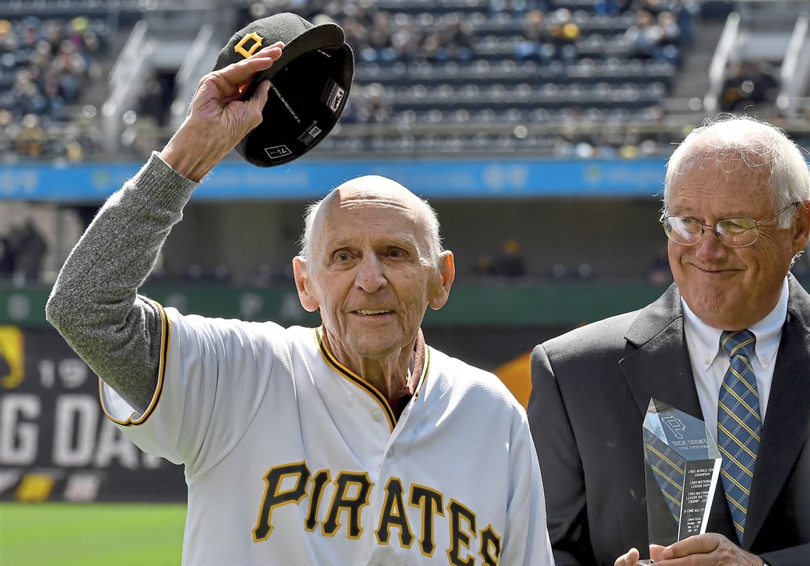 Relief pitcher Kent Tekulve of the Pittsburgh Pirates smiles during News  Photo - Getty Images