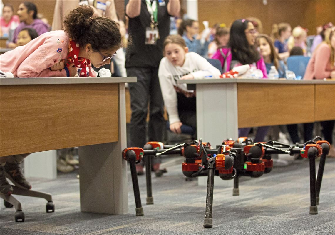Program promotes women in expanding robotics fields