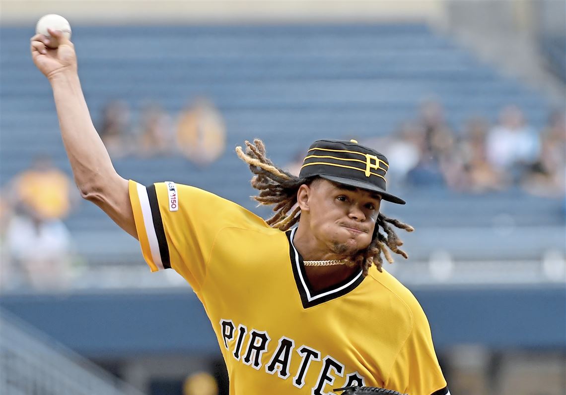 Pirates' Chris Archer leaves start after 1 inning because of