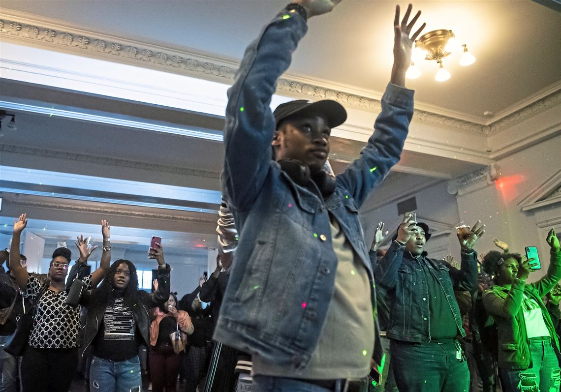 Pittsburgh hip-hop scene rallies for family of Antwon Rose II