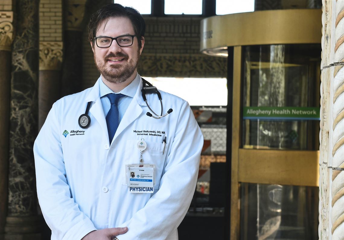 Health care fellows learn the tough task of discussing death and dying