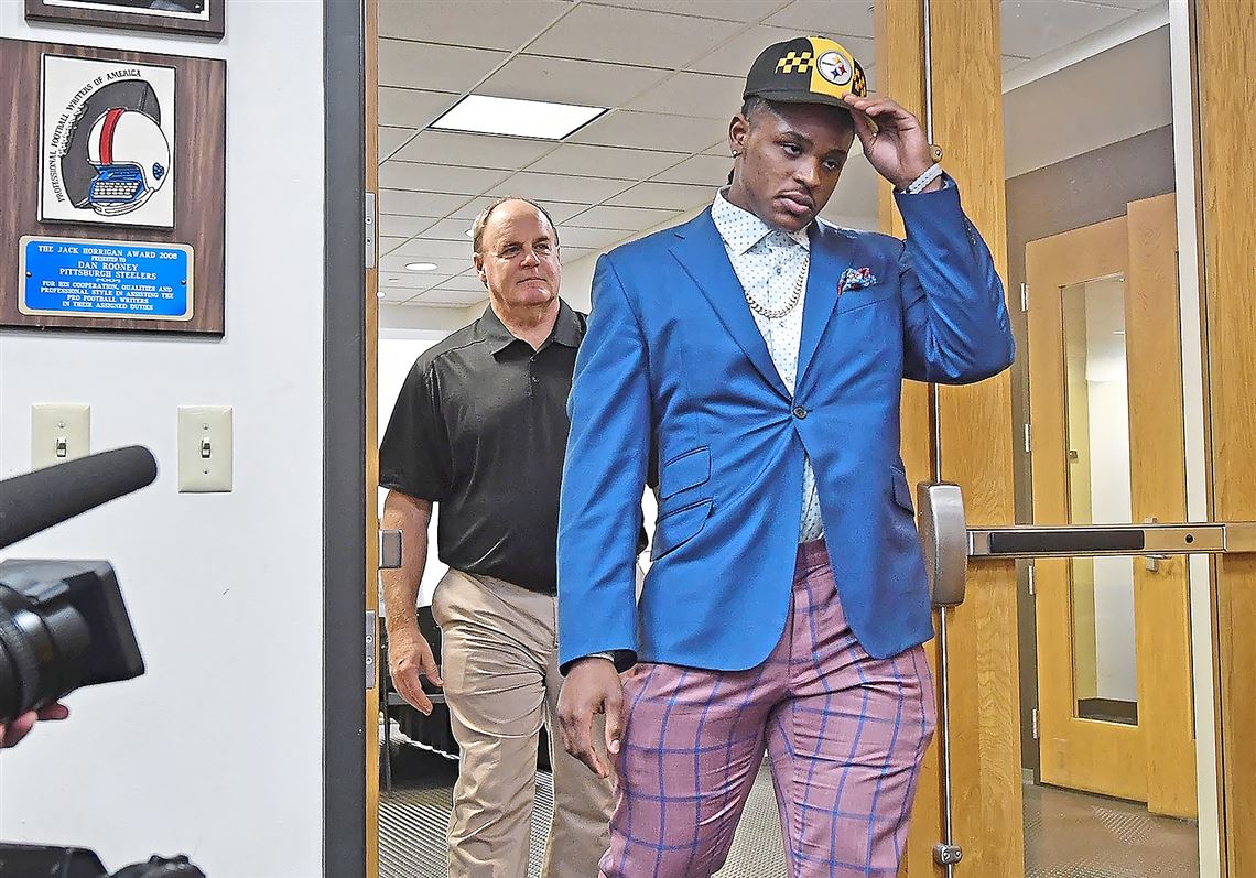 devin bush draft outfit