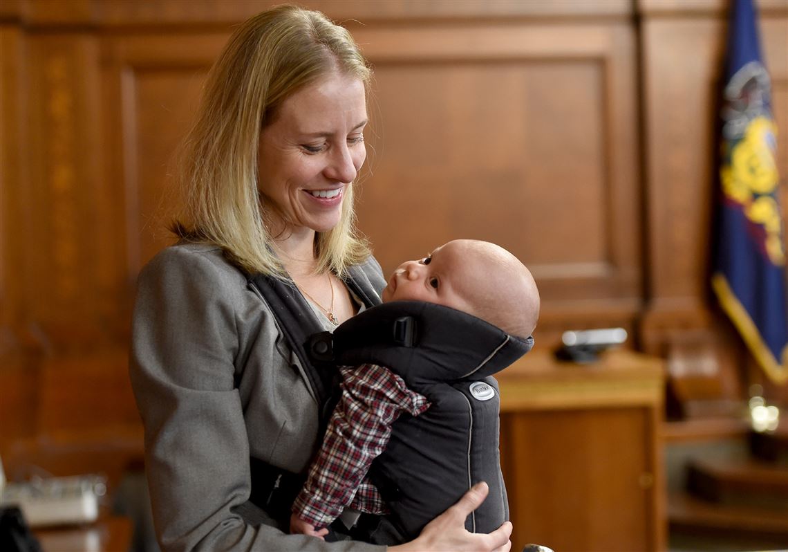 City Council roundup: Babies, gators and who should serve on the Historic Review Commission